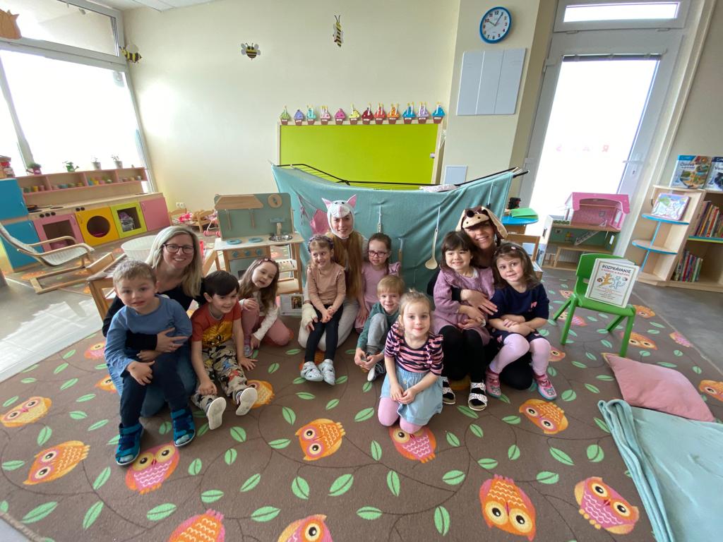 Divadielko Ako psíček a mačička piekli tortu